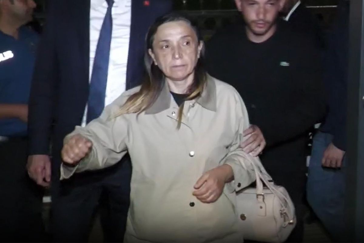 Seferihisar Belediyesine yönelik 'rüşvet' operasyonunda Mustafa Günay'ın eşi de gözaltına alındı