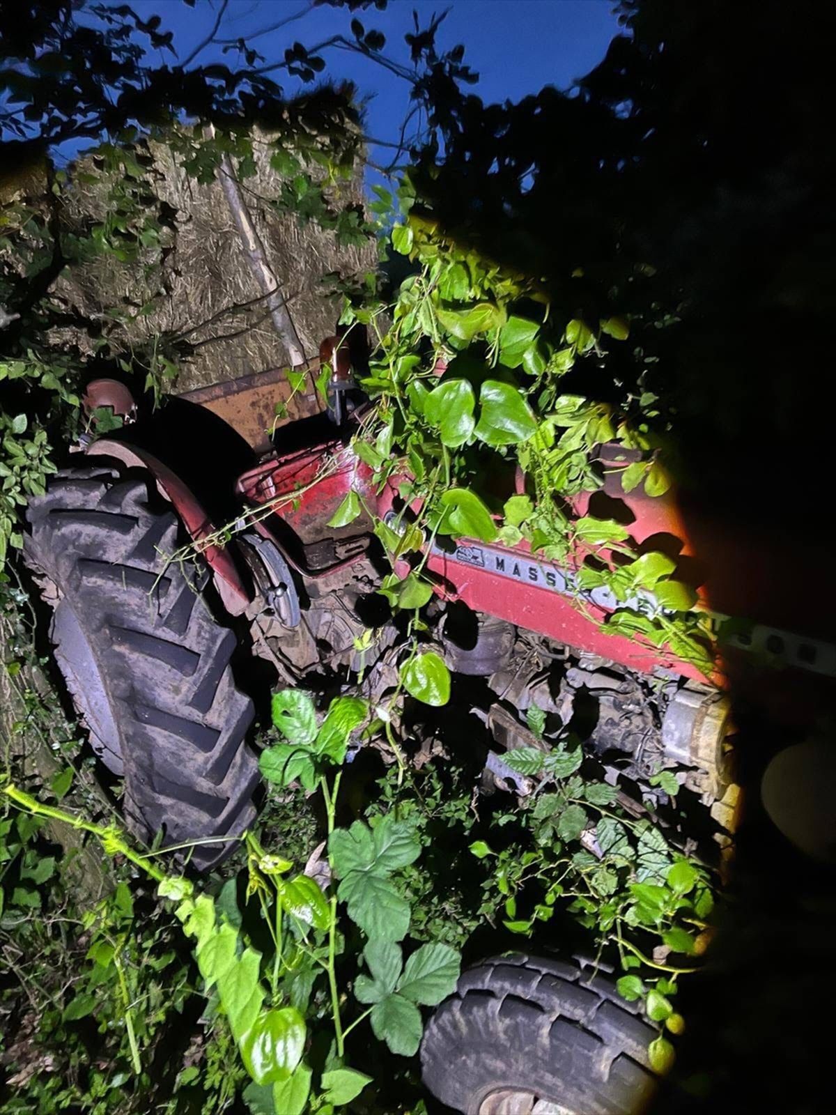 Samsun'da durdurmaya çalıştığı traktörün altında kalan kişi öldü
