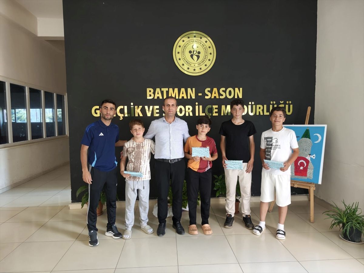 Sason'da başarılı sporcular ödüllendirildi