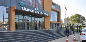 Silifke Belediyesine yönelik operasyonda Belediye Başkanı Turgut ve 17 şüpheli gözaltına alındı