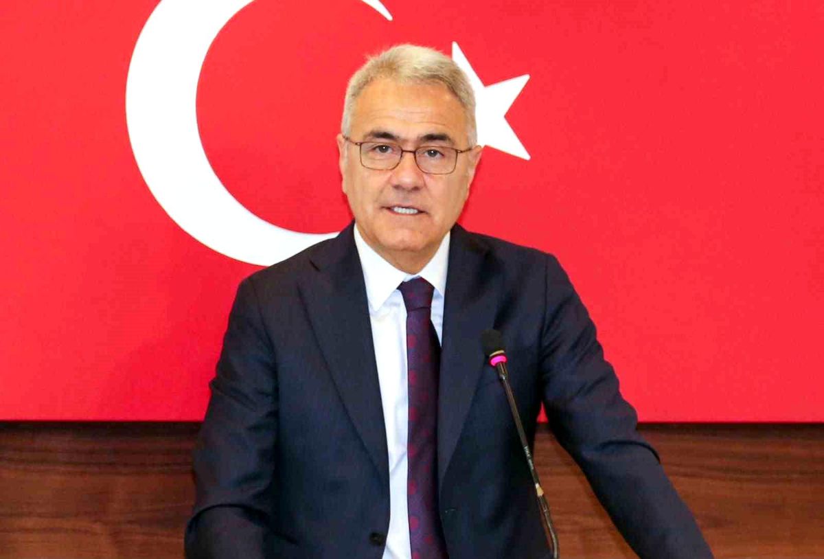STSO Başkanı Zeki Özdemir, İSO 500 Listesine giren Sivaslı firmayı kutladı