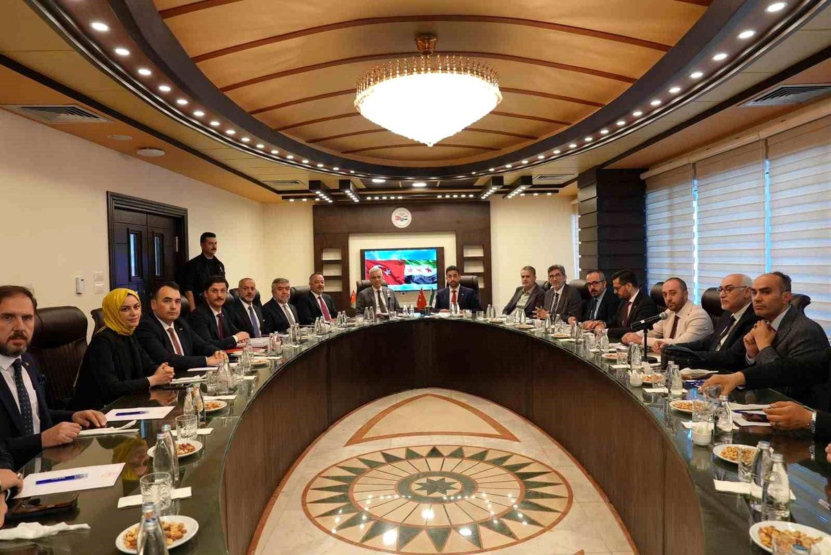 Türkiye ve Suriye sağlıkta iş birliği anlaşması imzaladı