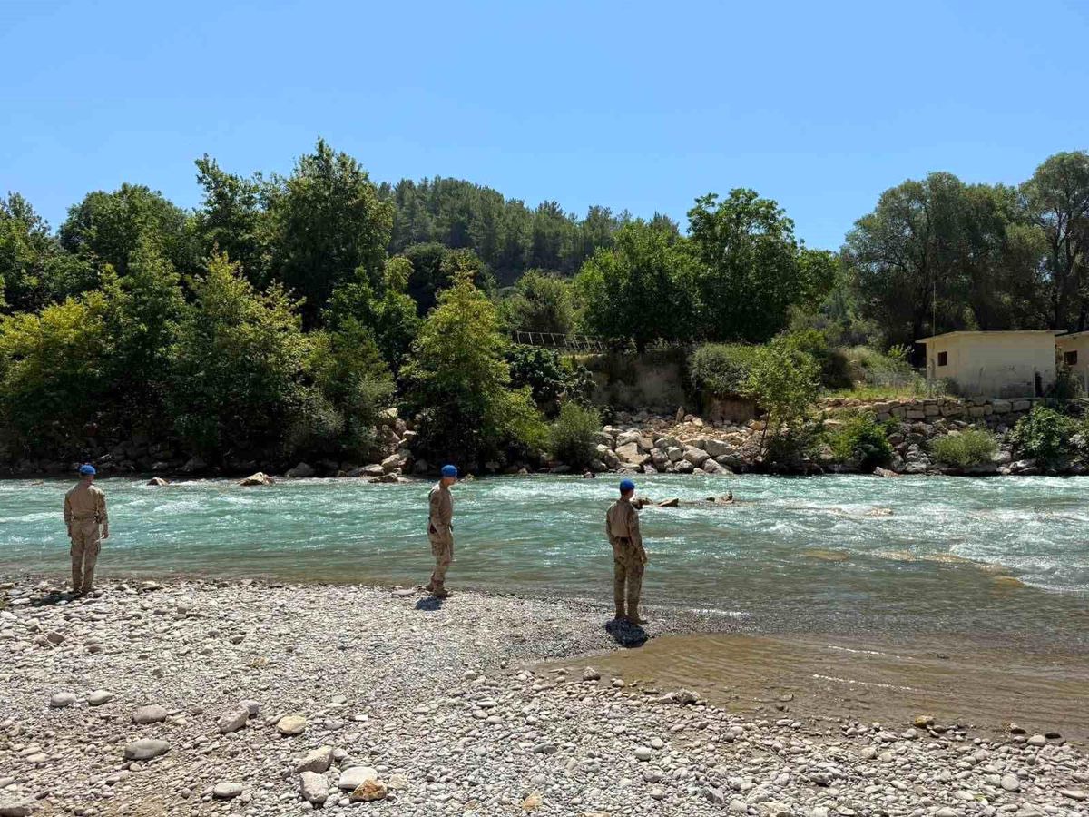 Alara Çayı'nda kaybolan genç için arama çalışmalarında 9. gün