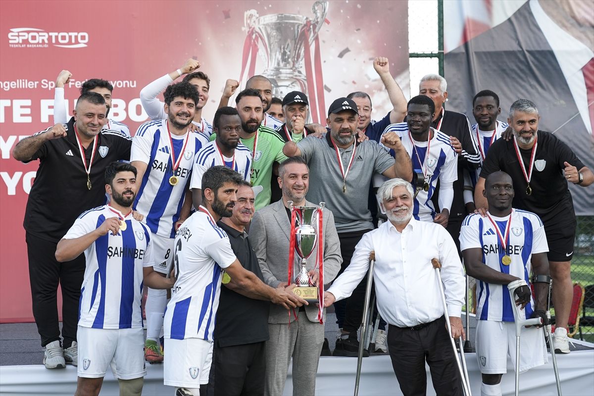 Ampute futbolda Türkiye Kupası şampiyonu Şahinbey Belediyespor oldu