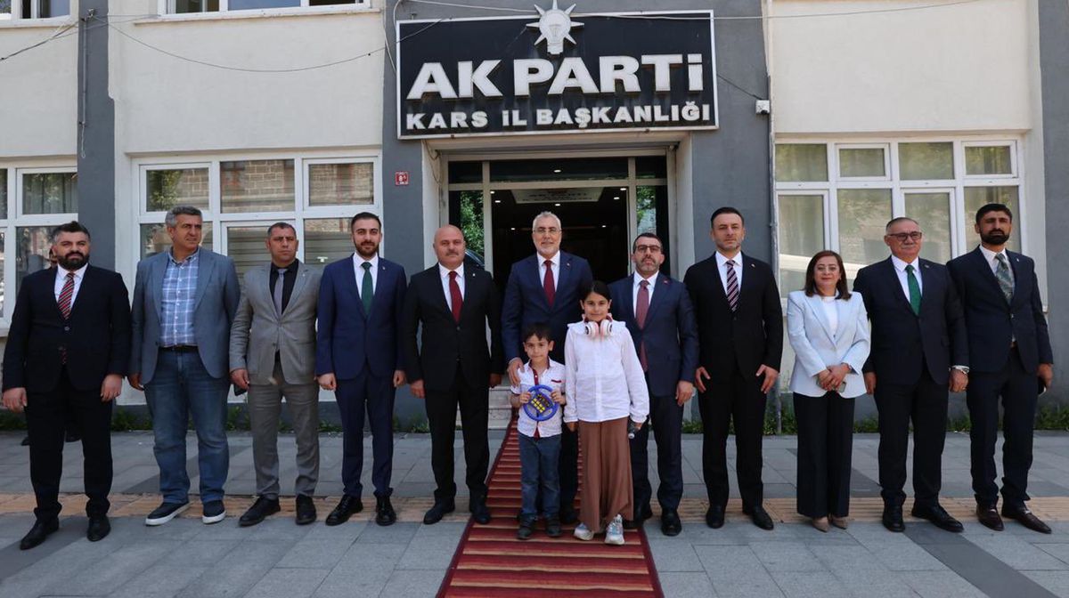 Bakan Işıkhan: Sağlık ve sosyal güvenlikte örnek ülke konumuna ulaştık