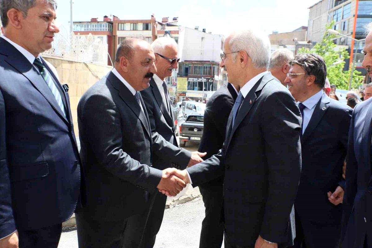 Bakan Uraloğlu'nun Hakkari temasları