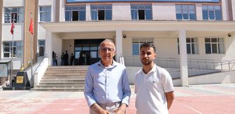 Hakkari'de emekli öğretmen oğluyla YKS heyecanı yaşadı