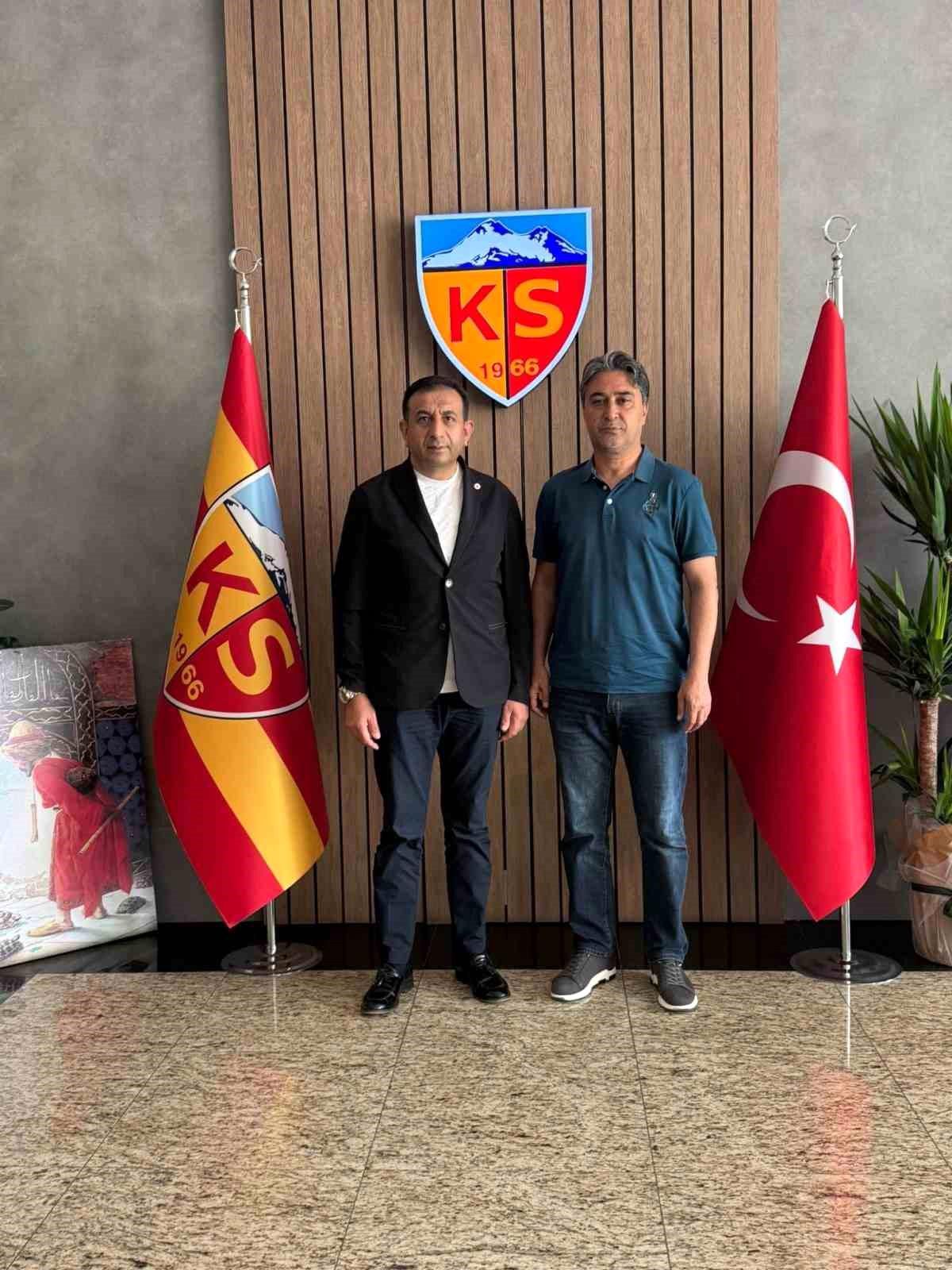 Kayserispor Kulübü'nün yeni altyapı genel koordinatörü Sebahattin Tekin'in fotoğrafı.