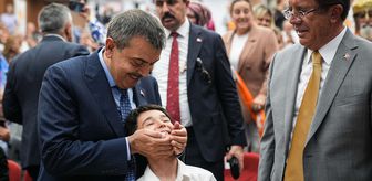 Bakan Tekin: 65 bin okulda ücretsiz internet, 650 bin sınıfta akıllı tahta