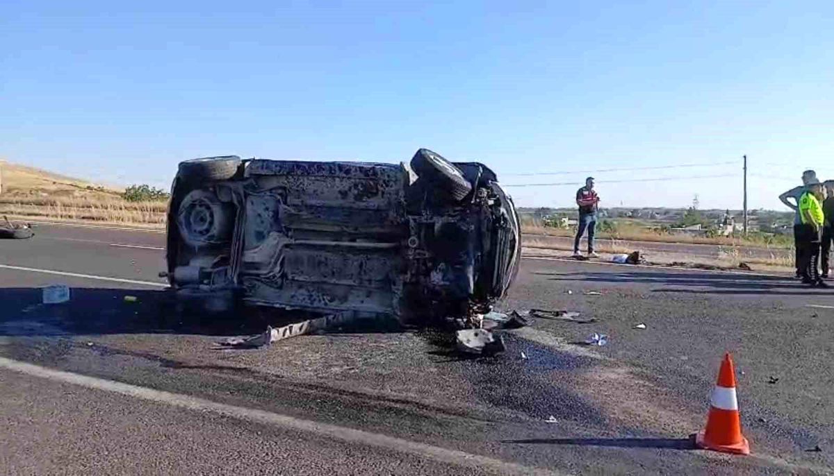 Şanlıurfa'da feci kaza: 2 ölü, 2 yaralı