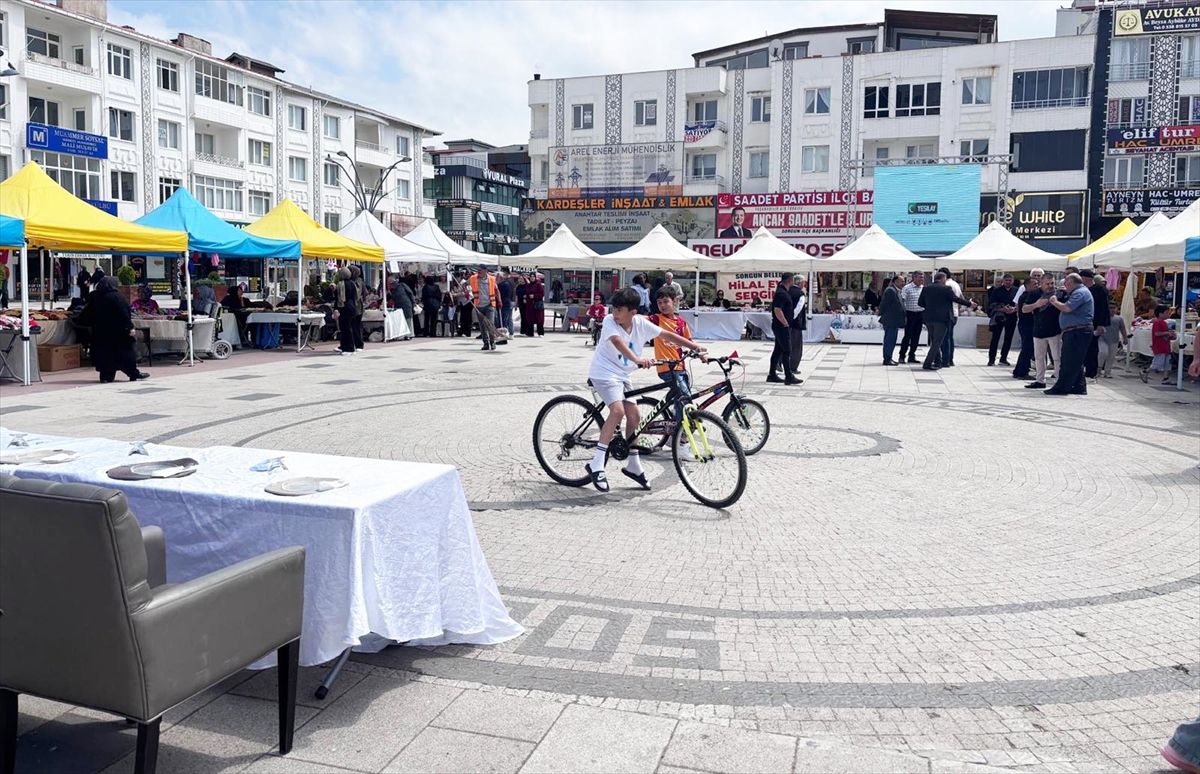 Sorgun ilçesinde yıl sonu sergisi açıldı