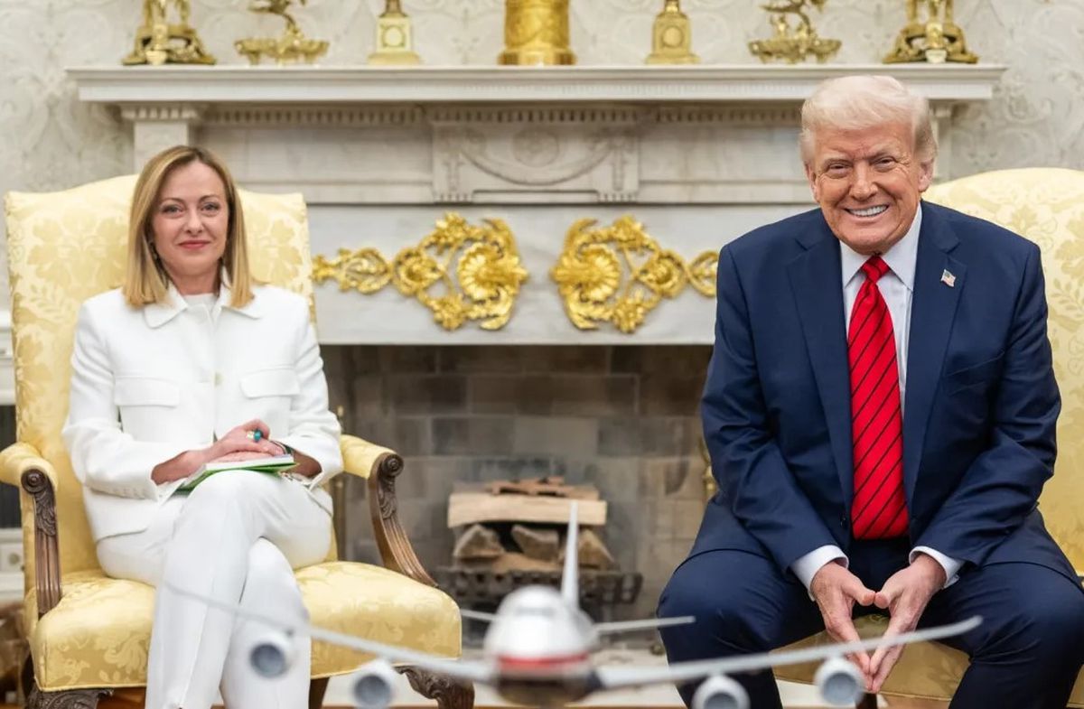 Trump'tan Meloni'ye 'fotoğraf' göndermesi: Oy oranlarını yükseltmek için tekrar arkadaş olmak istiyor