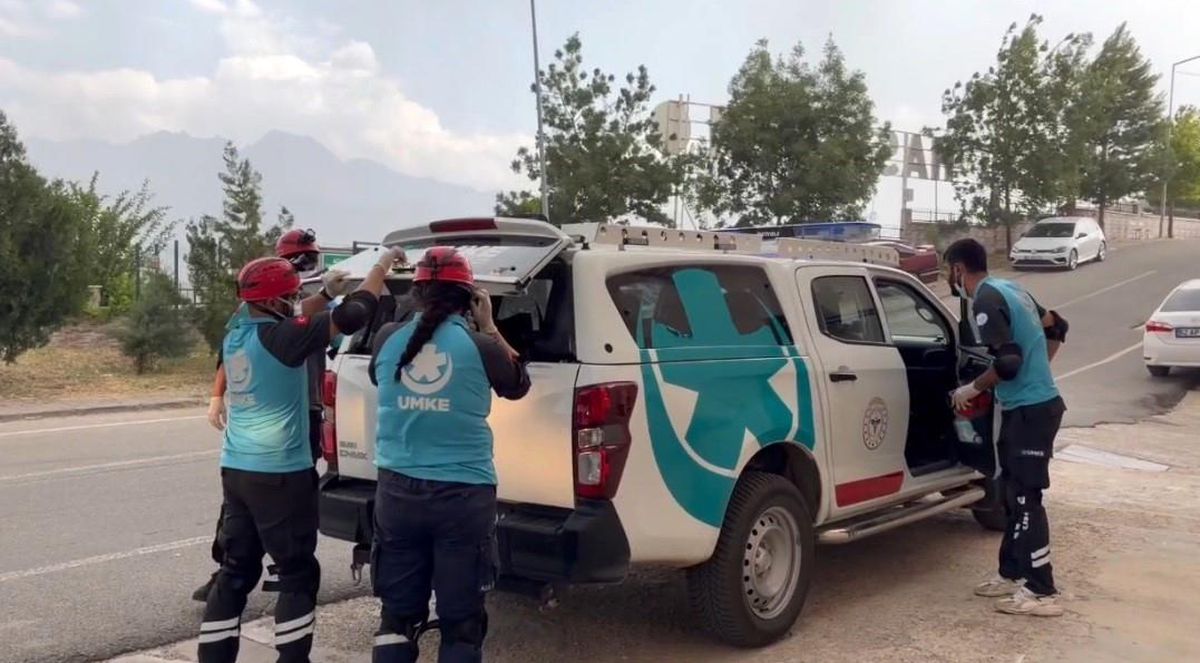 Tunceli Devlet Hastanesi'nde deprem tatbikatı gerçeğini aratmadı