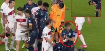 Türkiye'ye gol atan Paraguaylı futbolcu hakemin kolundaki saati çalmış