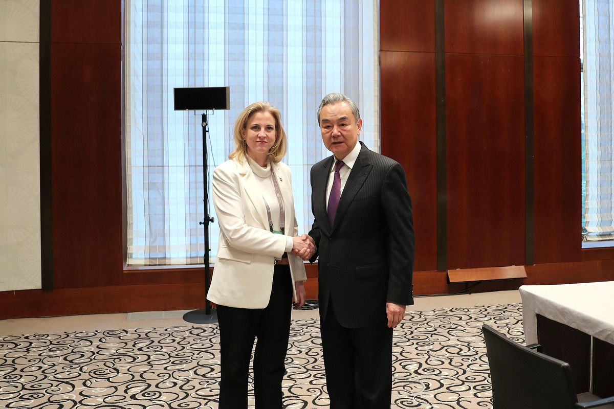 Avusturya Dışişleri Bakanı Beate Meinl-Reisinger, Çin'de mevkidaşı Wang Yi ile görüşecek.
