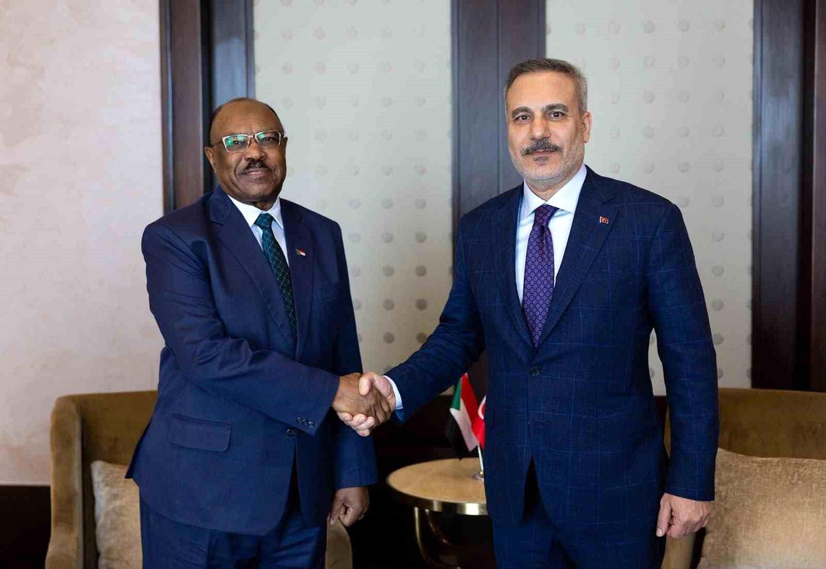 Bakan Fidan, Sudanlı mevkidaşı Salem ile görüştü