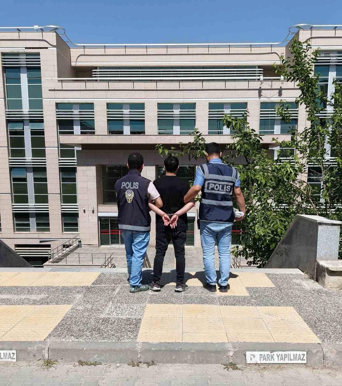 Batman'da 46 yıl hapis cezası bulunan firari yakalandı