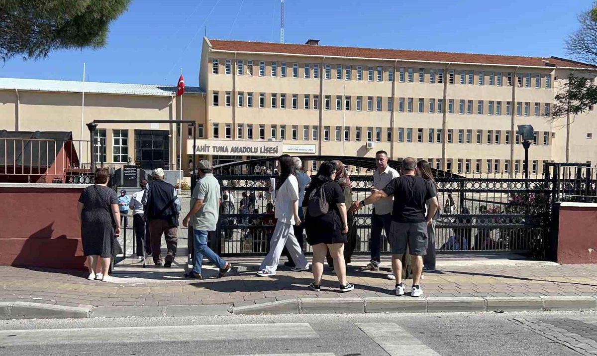 Çanakkale'de YKS'nin ikinci oturum heyecanı