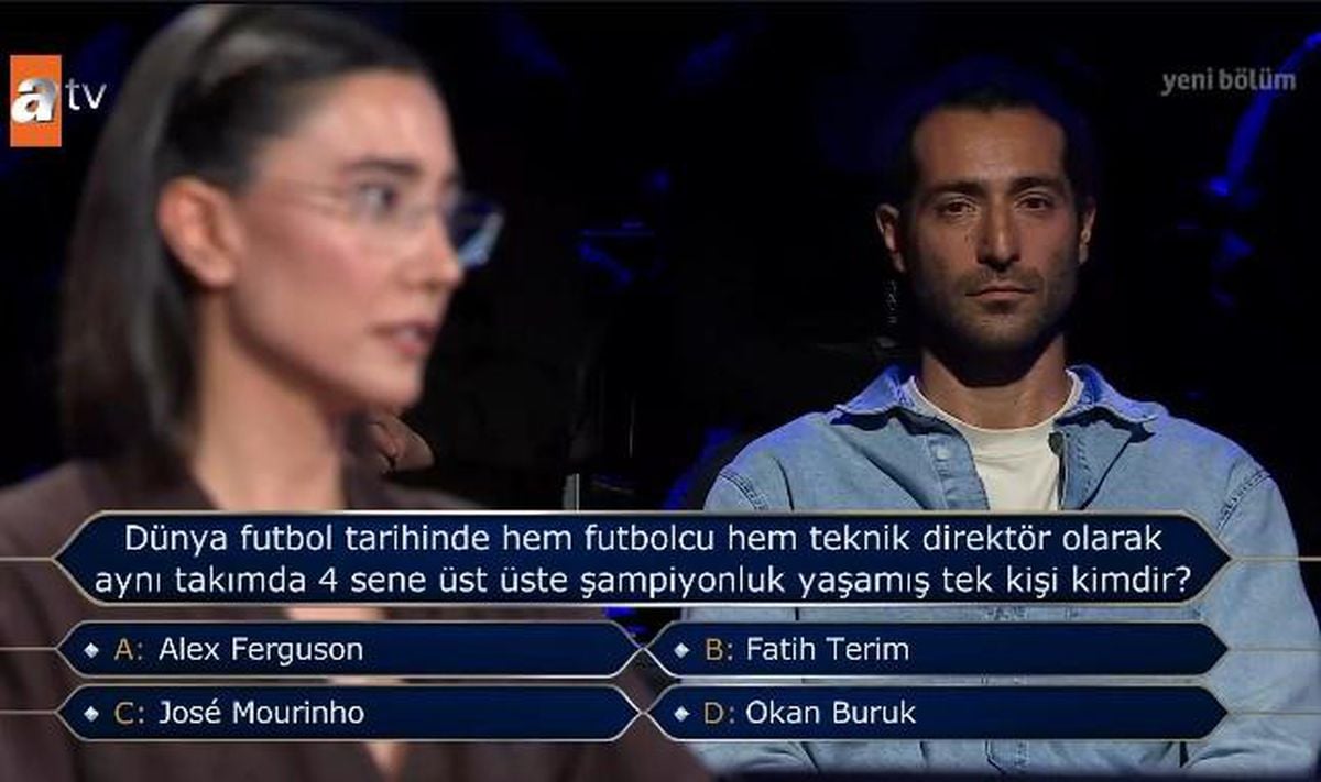 Kim Milyoner Olmak İster yarışma stüdyosu