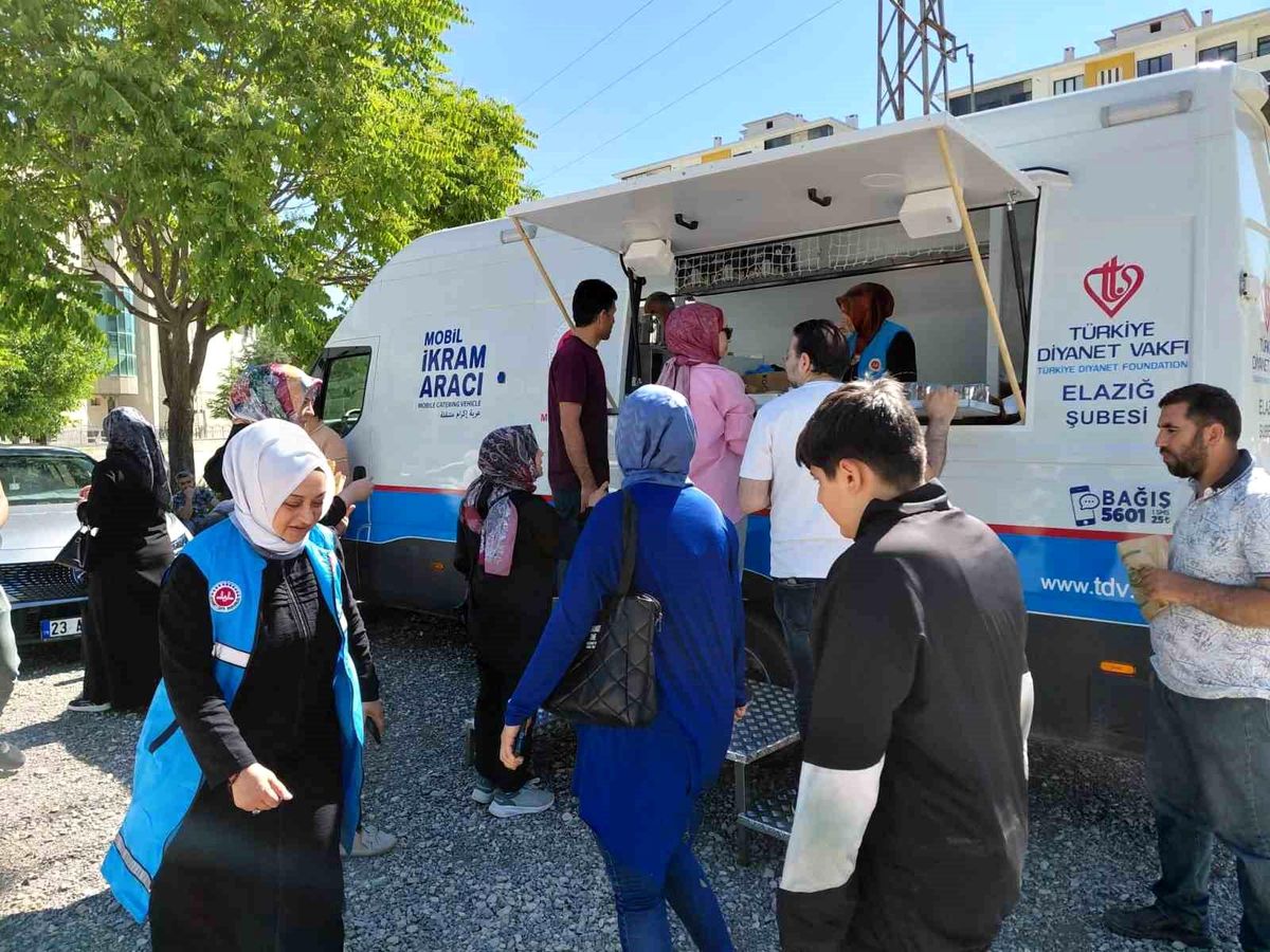 Elazığ'a TDV tarafından yeni bir mobil hizmet aracı kazandırıldı