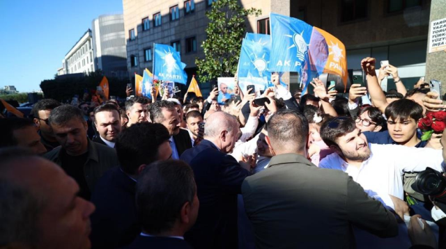 Erdoğan with youth