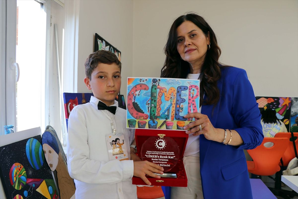 Elazığlı minik ressam Mustafa Sefa Türkiye birincisi oldu