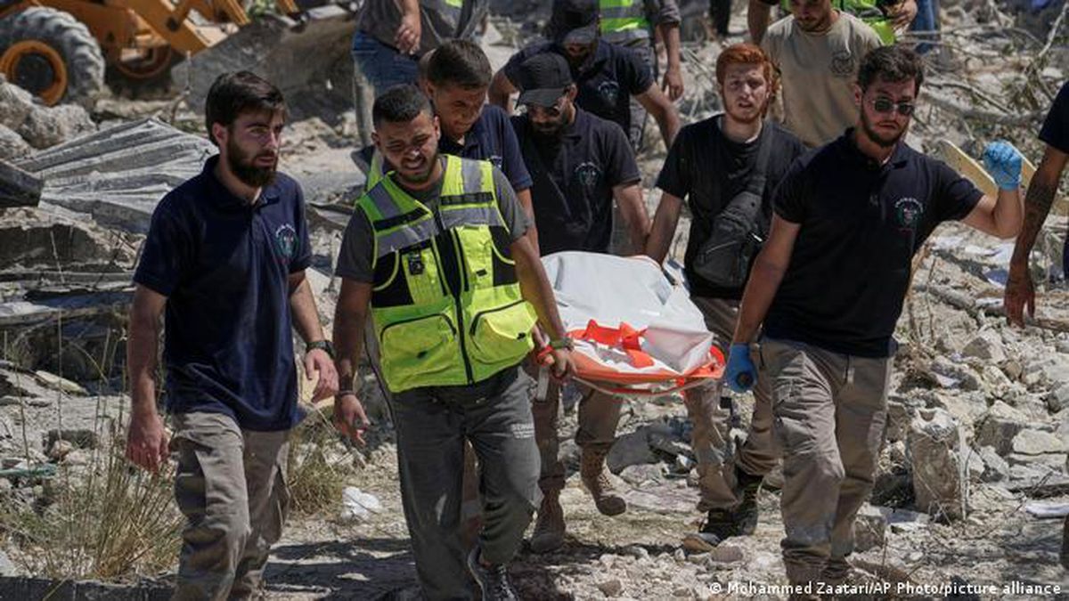 İsrail bir kez daha Lübnan'a saldırdı: 20 ölü