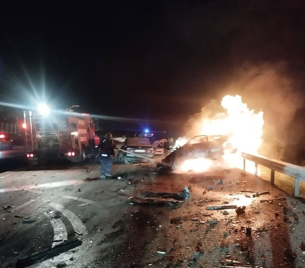 Kayseri'de 3 otomobil çarpıştı: 1 ölü, 5 yaralı