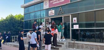 Kilis'te adaylar gelecekleri için ter döktü
