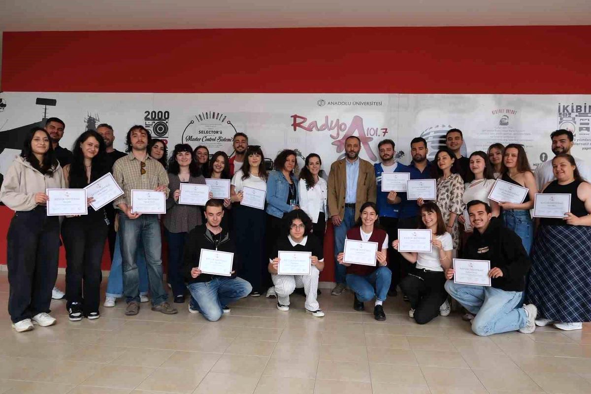 Radyo A'da sertifika heyecanı