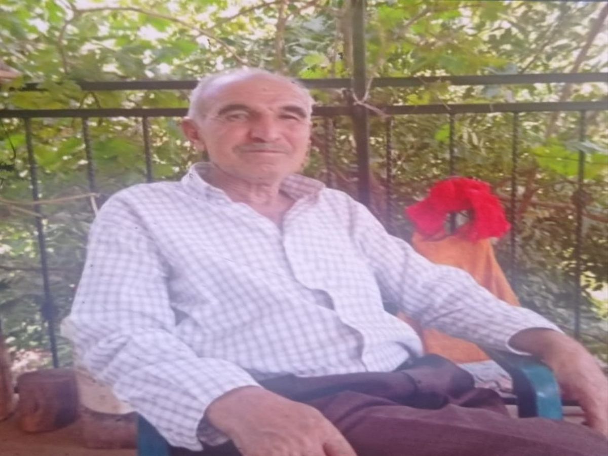 Diyarbakır'da jandarma ekipleri tarafından üzüm bağında gözaltına alınan baba katili şüphelisi.