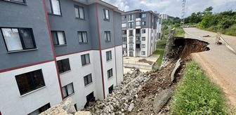 Trabzon'da çöken istinat duvarı 2 daireye zarar verdi