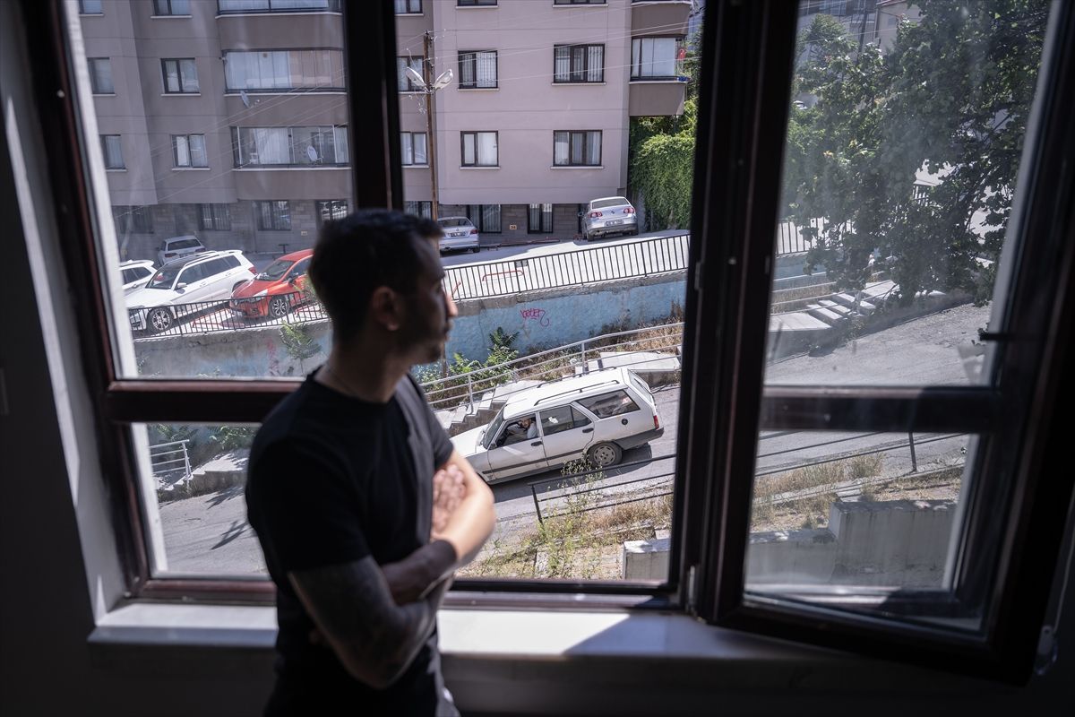 Ankara'da araçların çıkmakta zorlandığı yokuş ilgi görüyor