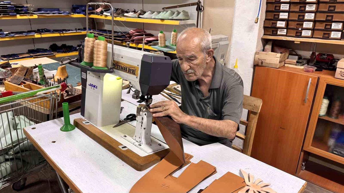 Bir meslek daha yok oluyor, çırak bulunamayan kunduracılıkta son dönemlerini yaşıyor