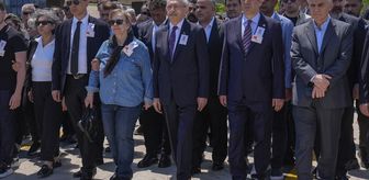 CHP Genel Başkanı Kılıçdaroğlu, İzmir Milletvekili Türeli'nin babasının cenaze törenine katıldı