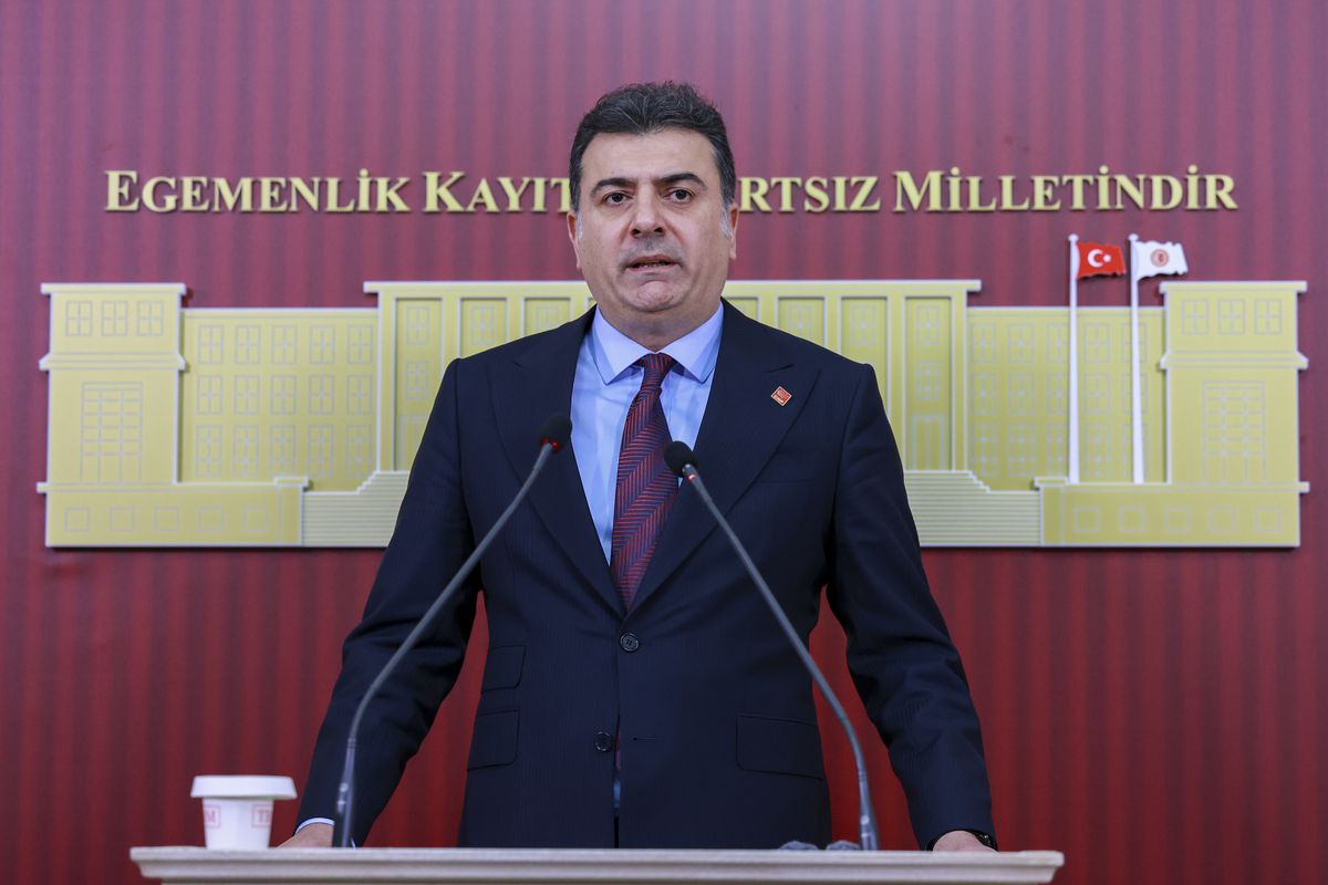 CHP İstanbul Milletvekili Zeynel Emre: 'Yarın Grup Toplantımızı Gerçekleştireceğiz'