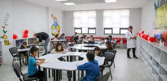 Diyarbakırlı eğitim gönüllüsü yazar 5 yılda onlarca okula kütüphane kazandırdı