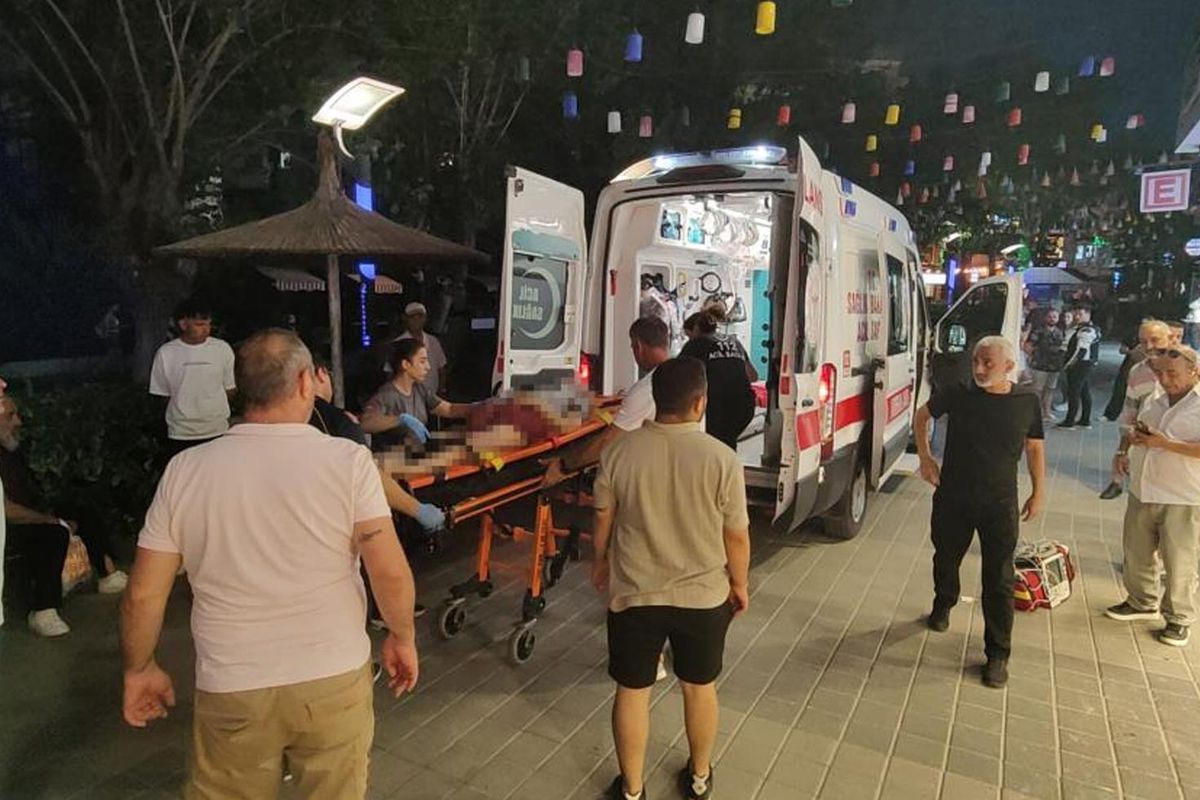 Kuşadası'nda balkondan düşen yaşlı adam hayatını kaybetti