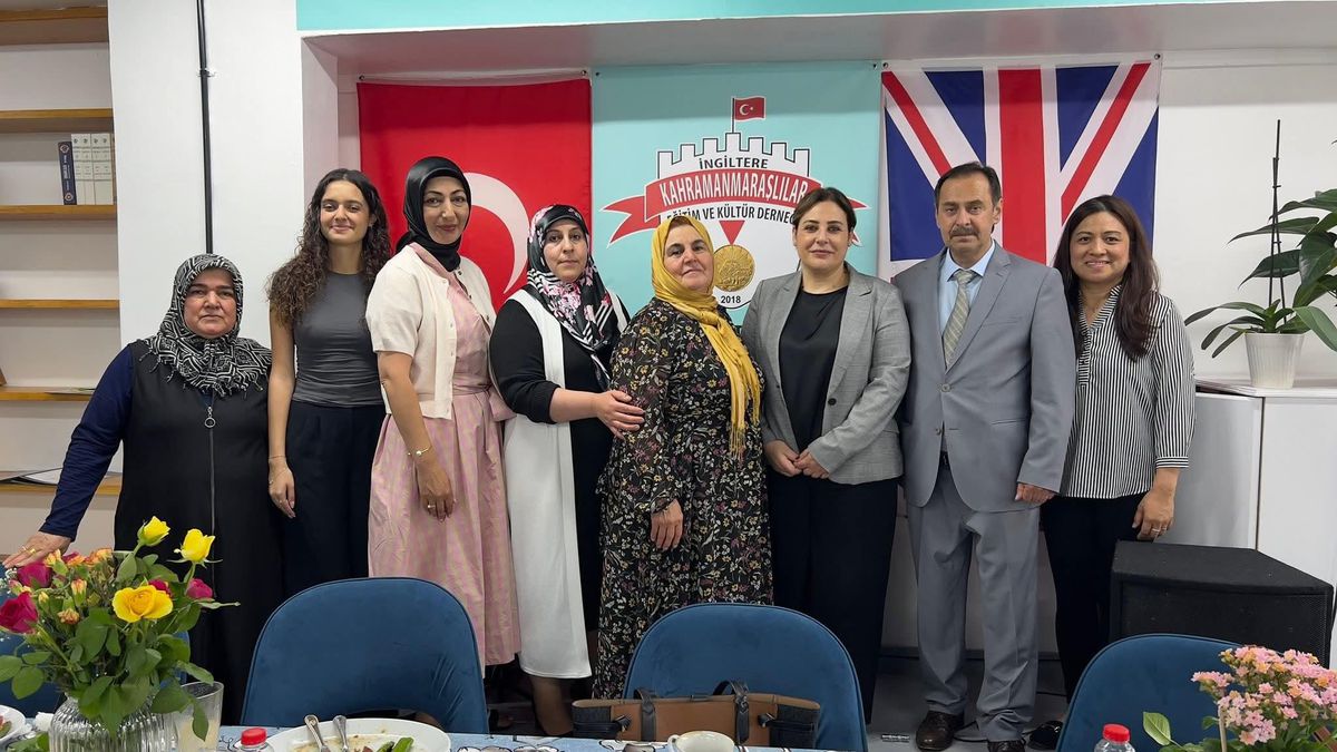 Londra'da Kahramanmaraşlı babalar bir araya geldi