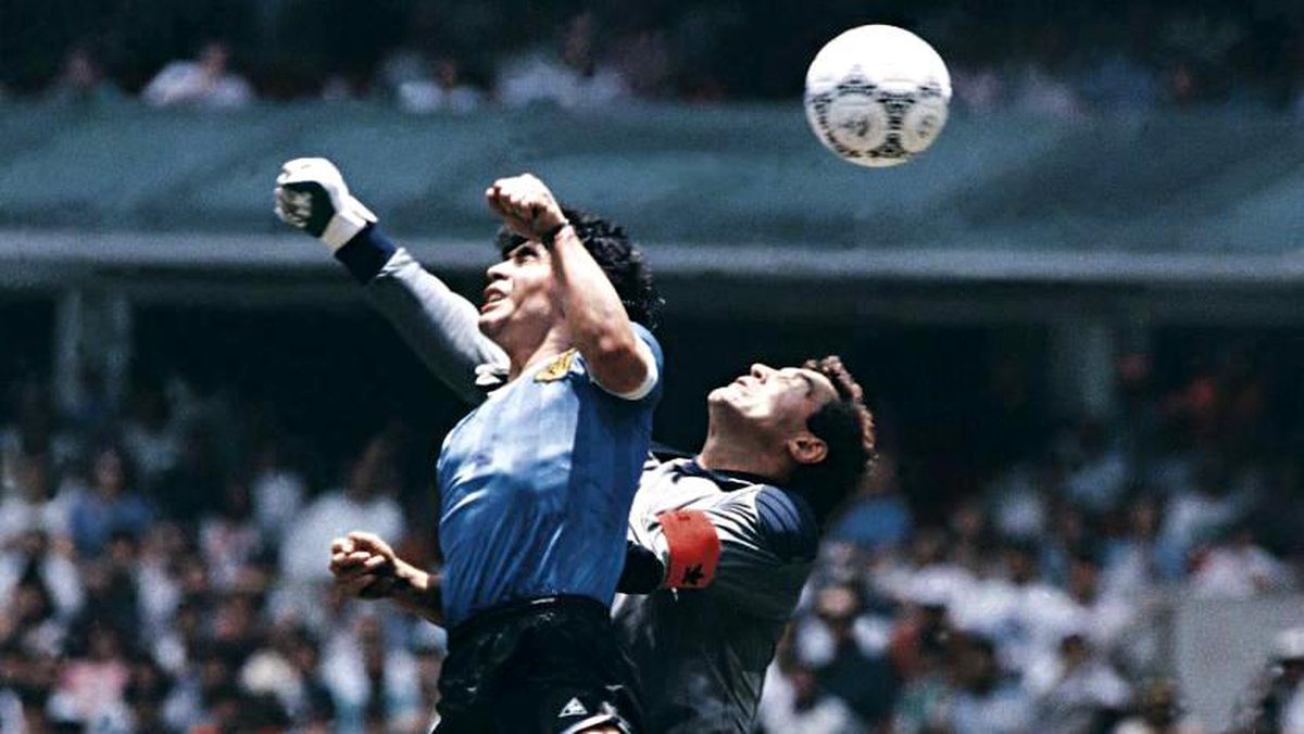 1986 Dünya Kupası çeyrek finalinde Diego Maradona'nın gol sevinci
