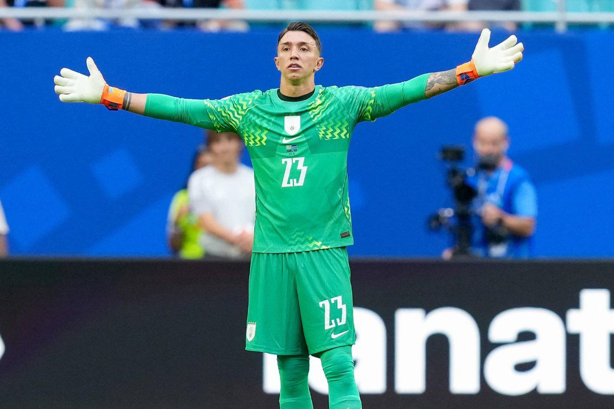 Muslera Dünya Kupası'nda kötü anlamda tarihe geçti