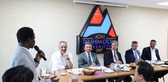 Rektör Gülçin uluslararası öğrencilerle bir araya geldi