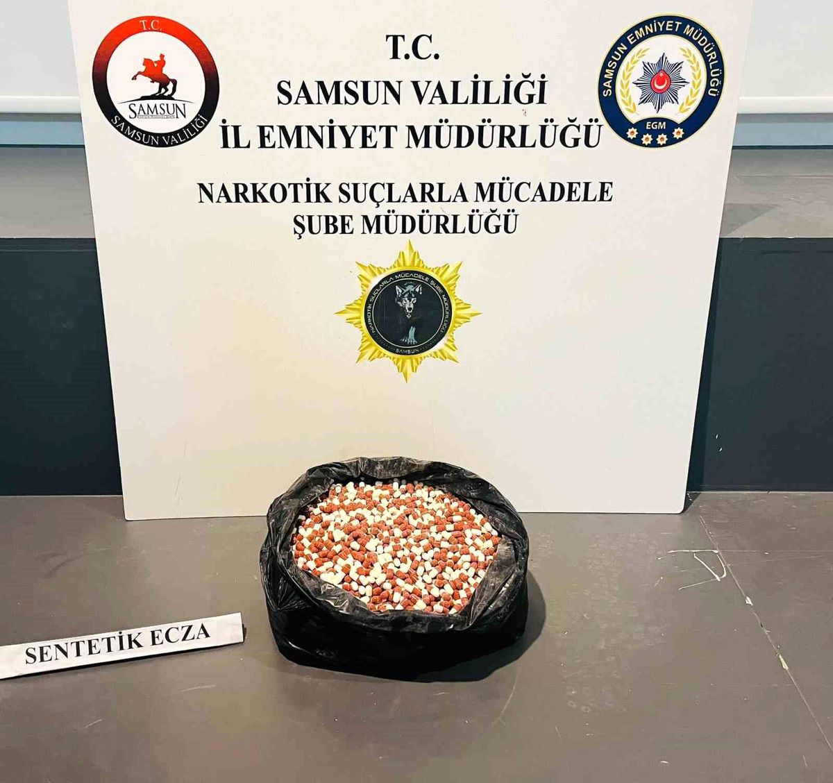 Samsun'da 5 bin 150 sentetik ecza ele geçirildi
