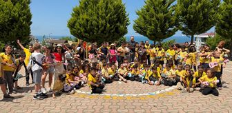 Samsun'da minik öğrenciler yıl sonunu ukulele konseriyle kutladı