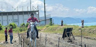 Trabzon'da atlı okçuluk ve binicilik sporları Singapur ekibine tanıtıldı