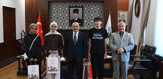 Balıkesir'de kompozisyon yarışmasında dereceye giren öğrenciler ödüllendirildi