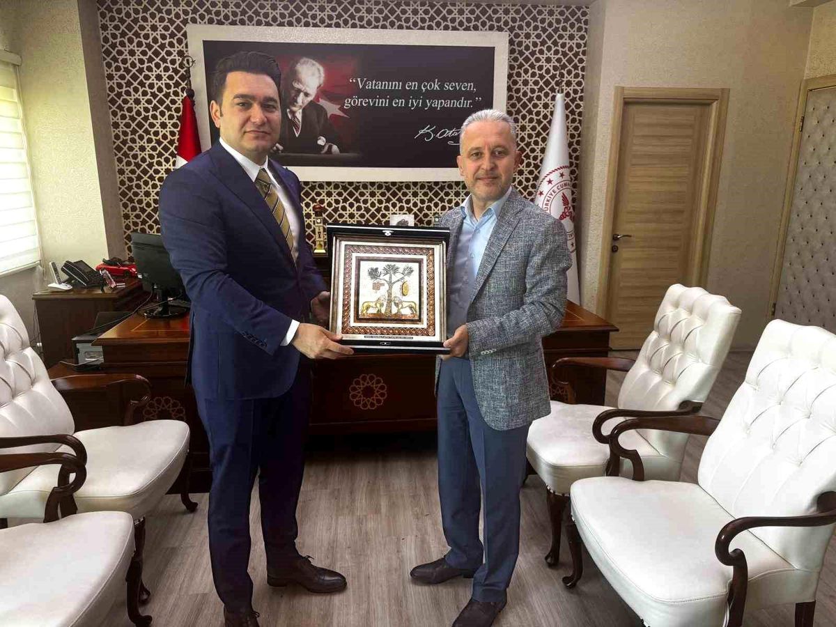 Düzce Cumhuriyet Başsavcısı Yasin Emre ve İl Sağlık Müdürü Dr. Yasin Yılmaz