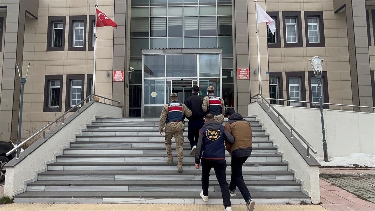 Bitlis'te 2 ayda 135 düzensiz göçmen yakalandı