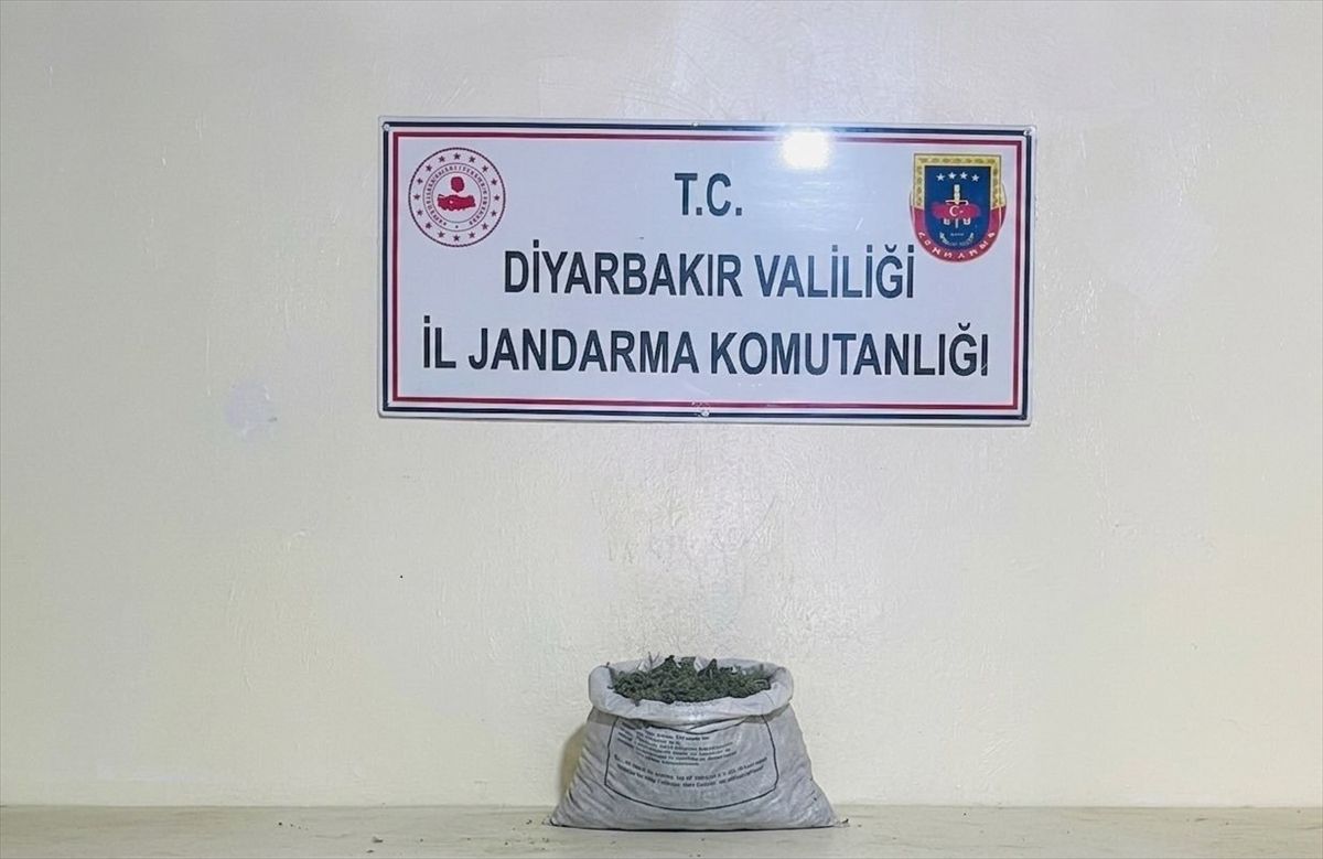 Diyarbakır'da uyuşturucu operasyonlarında 17 şüpheli hakkında işlem yapıldı