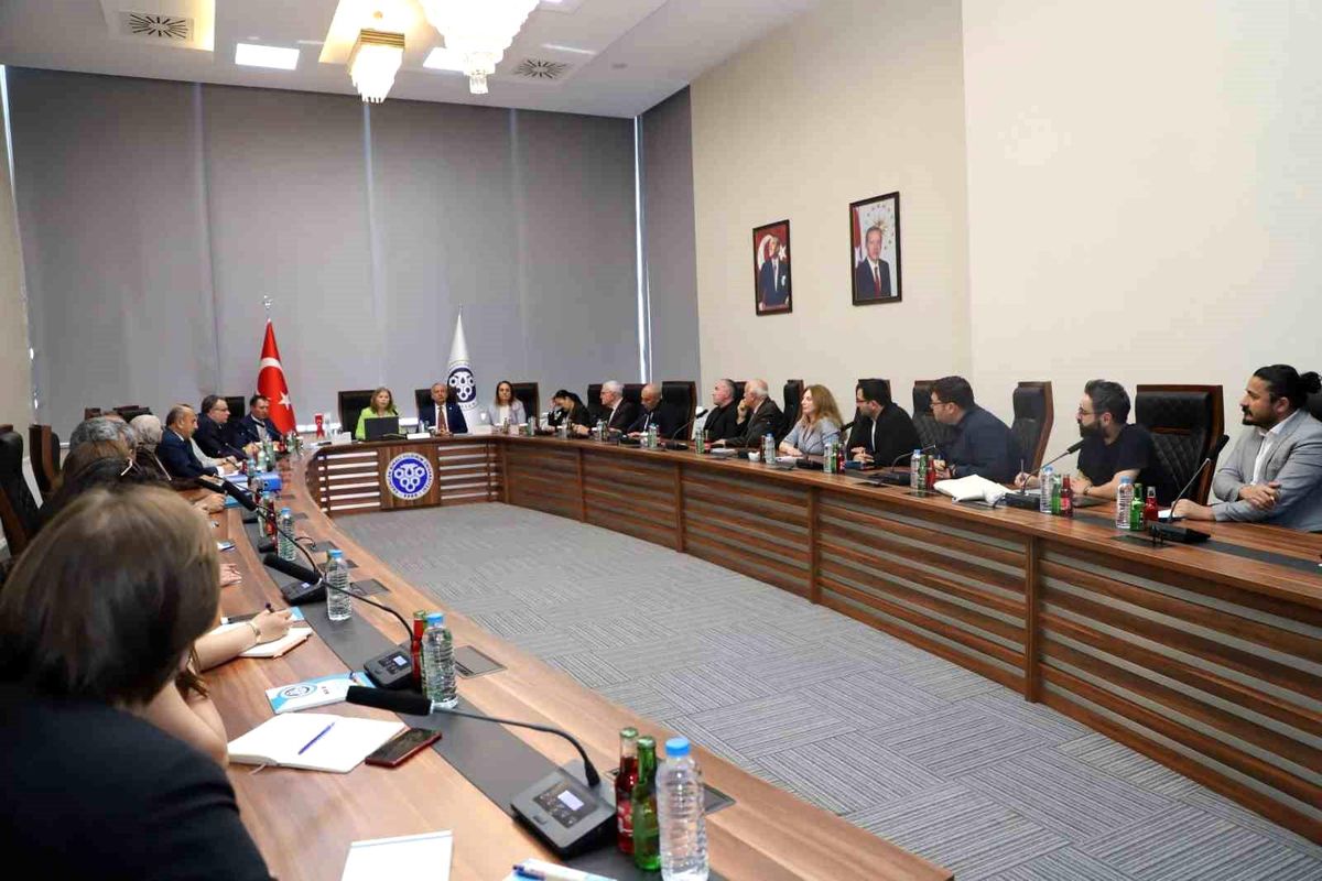 EBYÜ'de YÖKAK Kurumsal Akreditasyon Ara Değerlendirme saha ziyareti tamamlandı